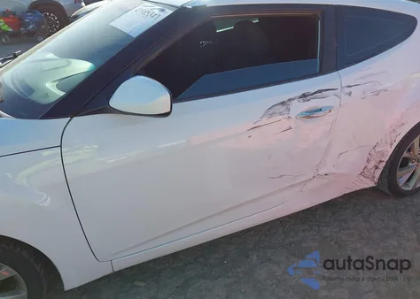 2016 Hyundai Veloster из США, поврежденный, VIN KMHTC6AD5GU256920